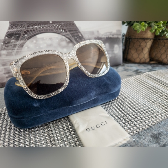 GUCCI Acetate Glitter Sunglasses Full Inclusion - Picture 9 of 11